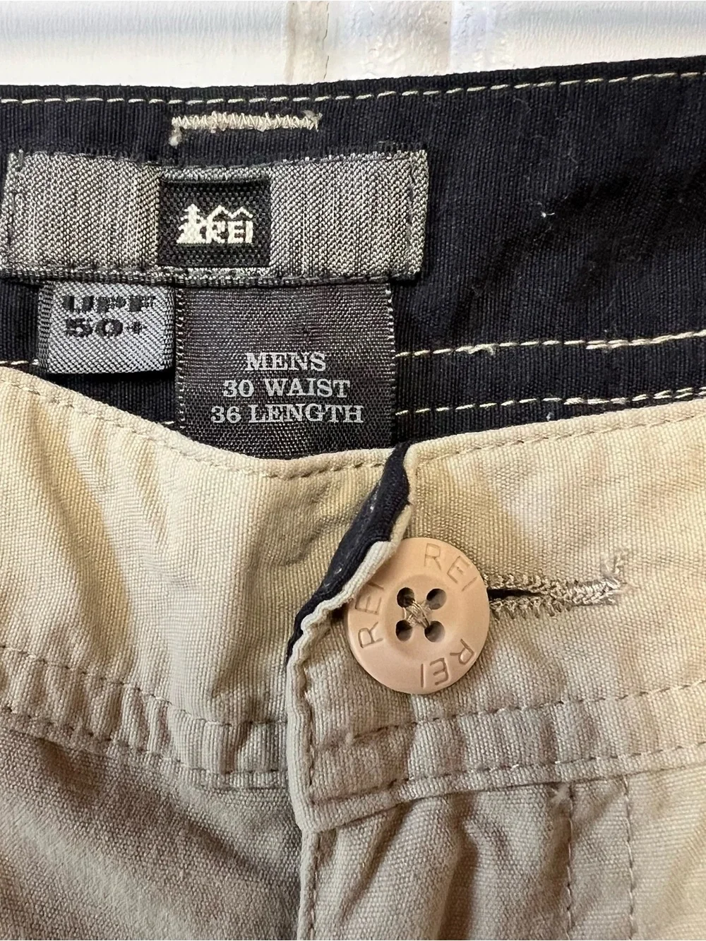REI Lightweight Hiking Pants Men’s 30x36 Khaki Zip Hem Outdoor Travel